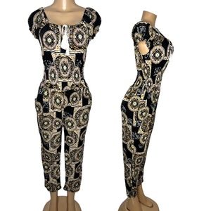 NWT Size M Black Floral Women Jumpsuit Elastic Waist and Pockets Relaxed Fit